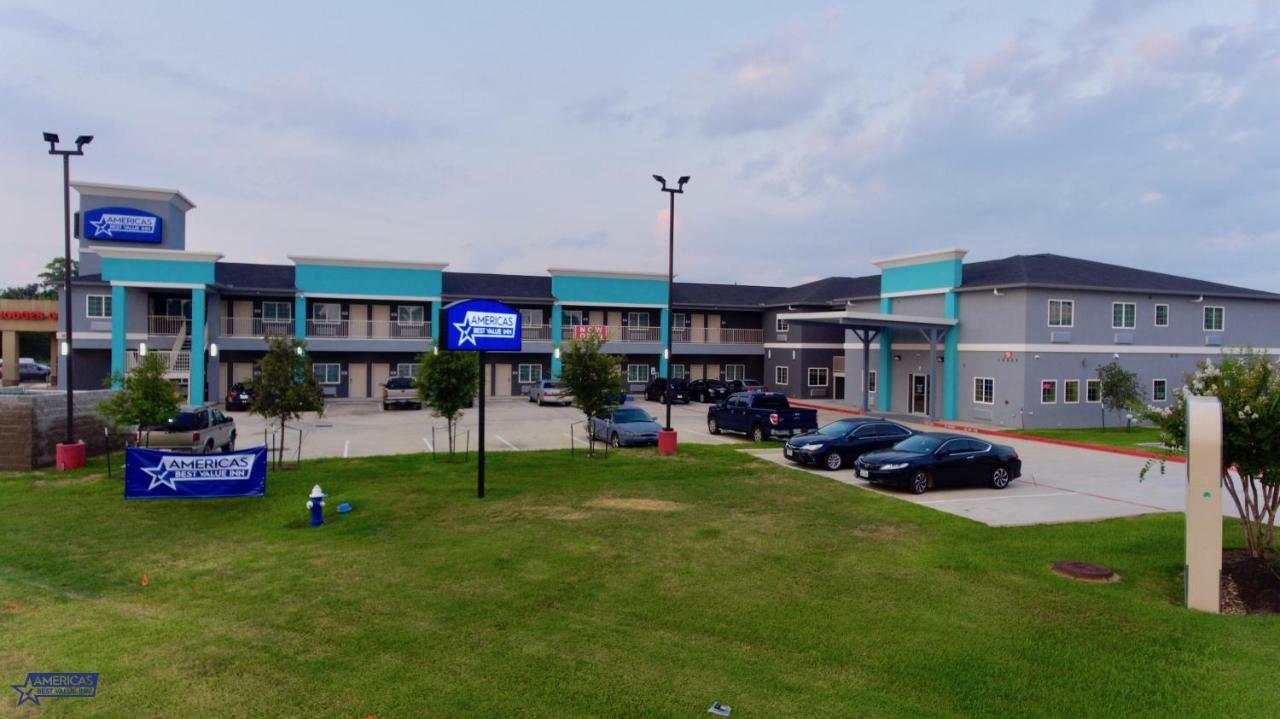 Americas Best Value Inn Houston Willowbrook Exterior foto